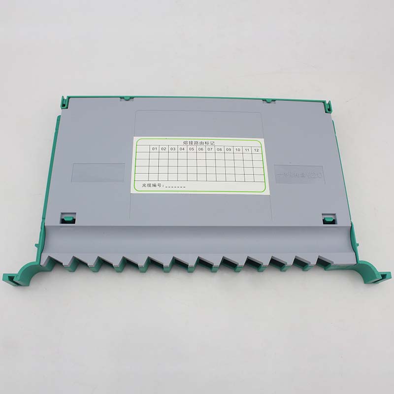 12 core integrated melt fiber plate